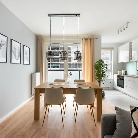 Ursus Chic Apartment Warsaw Exterior photo