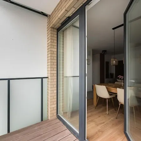 Ursus Chic Apartment Warsaw Exterior photo